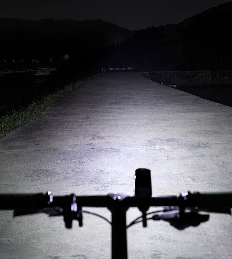 Rechargeable Waterproof Bicycle Headlight Rechargeable Waterproof Bicycle Headlight